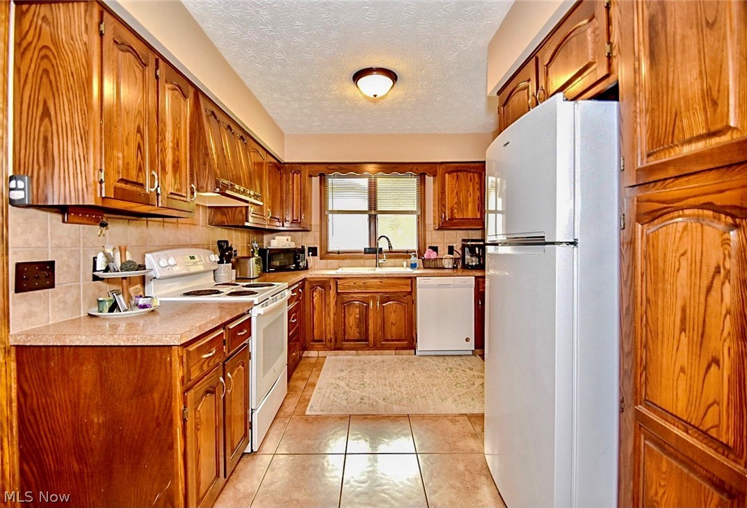 5331 Johnnycake Ridge Northeast Canton, OH 44705 - Photo 18 of 29 Gallery Image 18