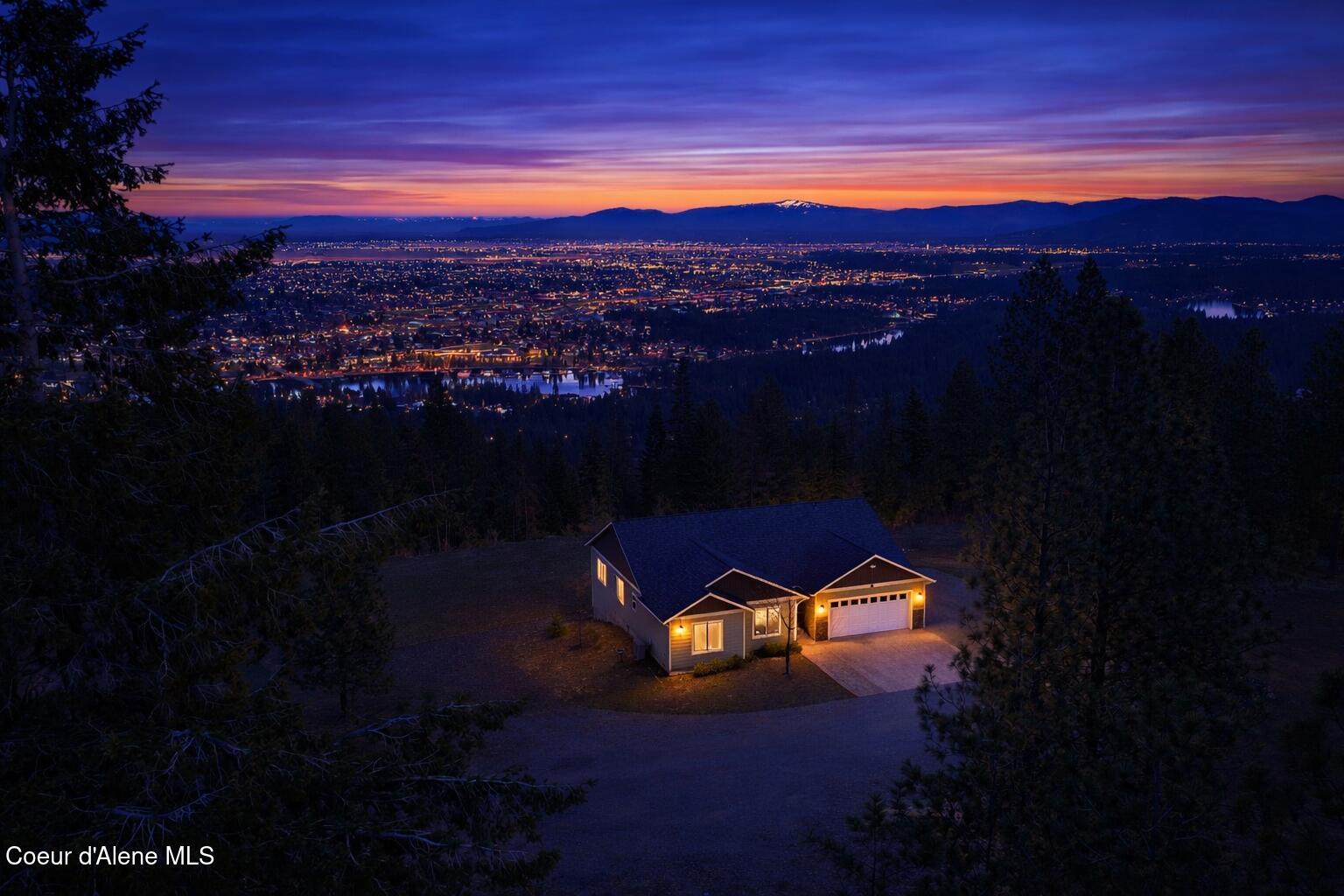 13476 West Margishward Road Post Falls, ID 83854 - Photo 7 of 54 7