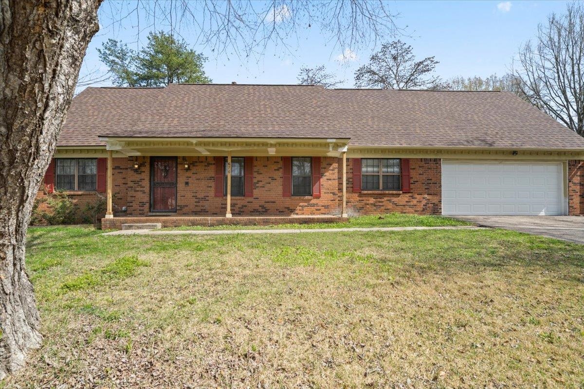 676 Hermitage Trail Collierville, TN 38017 - Photo 1 of 15 a view of a house with a yard