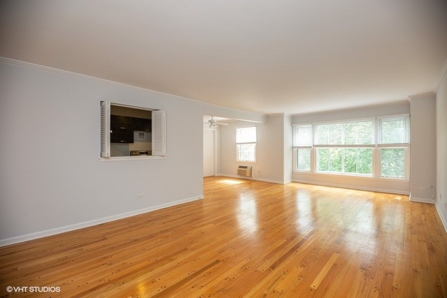 1155 Meadow Road, Unit 14A Northbrook, IL 60062 - Photo 3 of 10