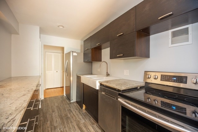 1155 Meadow Road, Unit 14A Northbrook, IL 60062 - Photo 5 of 10