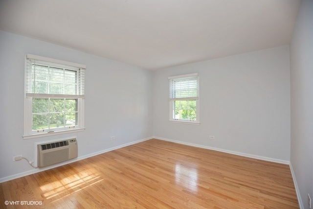 1155 Meadow Road, Unit 14A Northbrook, IL 60062 - Photo 7 of 10