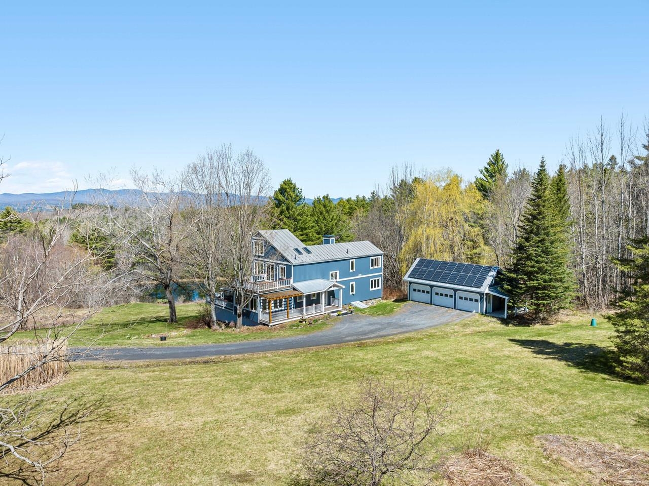 2381 Middle Road Plainfield, VT 05667 - Photo 2 of 58