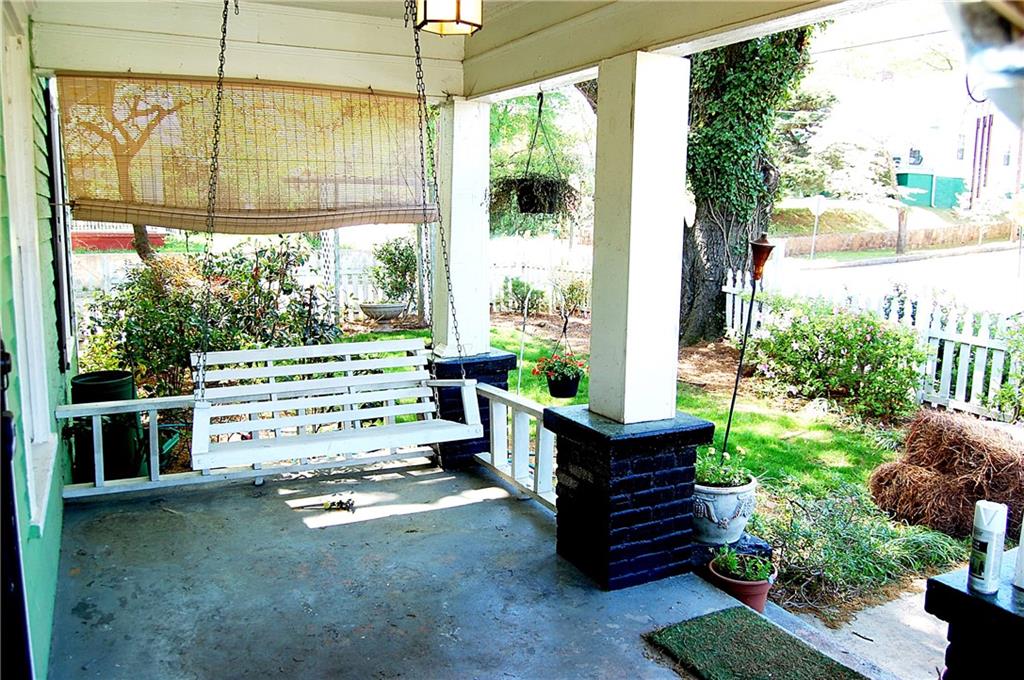 1228 Grant Street Southeast Atlanta, GA 30315 - Photo 4 of 22