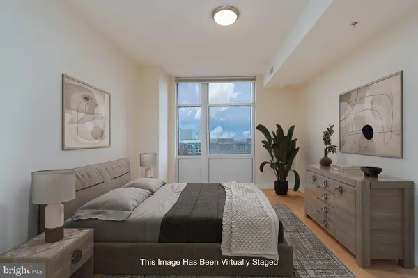 $449,900 | 8220 Crestwood Heights Drive, Unit 714, McLean, VA 22102