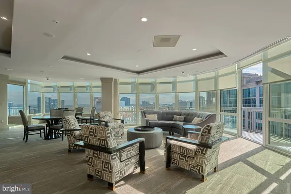 $449,900 | 8220 Crestwood Heights Drive, Unit 714, McLean, VA 22102