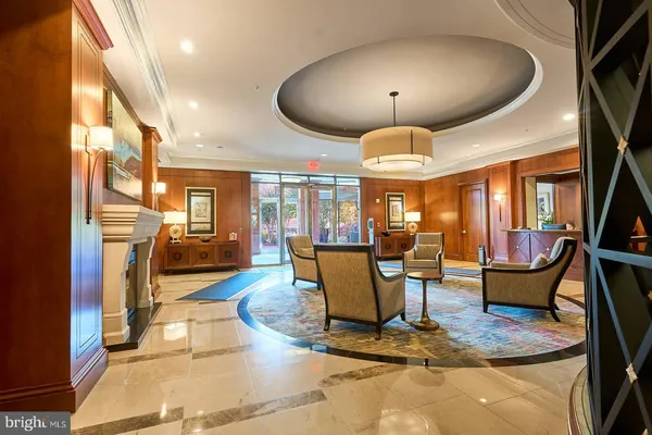 $449,900 | 8220 Crestwood Heights Drive, Unit 714, McLean, VA 22102