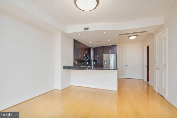 $449,900 | 8220 Crestwood Heights Drive, Unit 714, McLean, VA 22102