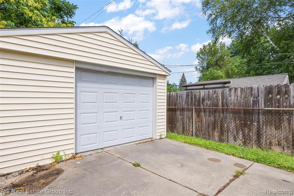 1420 South Campbell Road Royal Oak, MI 48067 - Photo 22 of 26