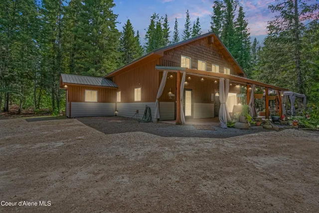 $845,000 | 528 Trapper Creek Road, Sandpoint, ID 83864