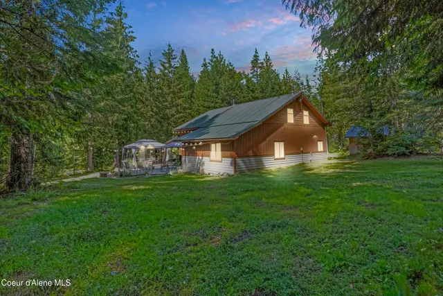 $845,000 | 528 Trapper Creek Road, Sandpoint, ID 83864