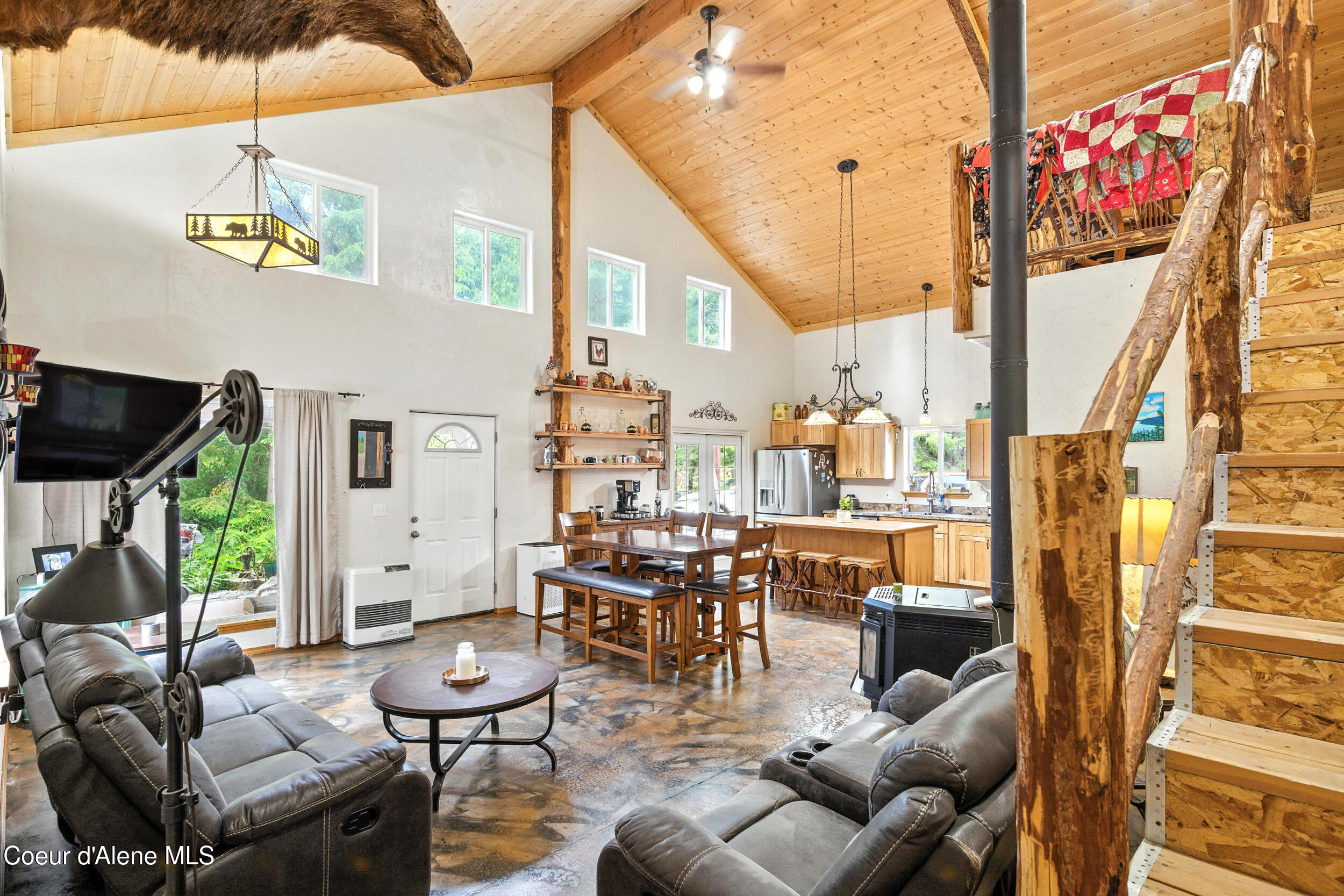 528 Trapper Creek Road Sandpoint, ID 83864 - Photo 5 of 50 4__dsc4219