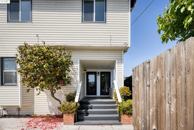 $1,400,000 | 2914 Stanton Street, Berkeley, CA 94702