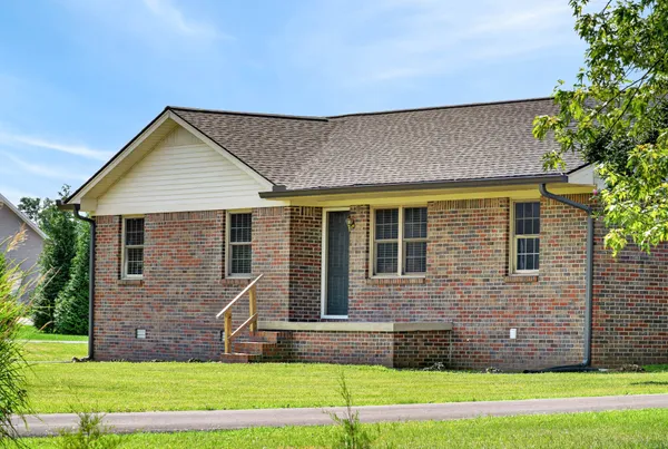 $239,900 | 117 Kay Circle, Lafayette, TN 37083