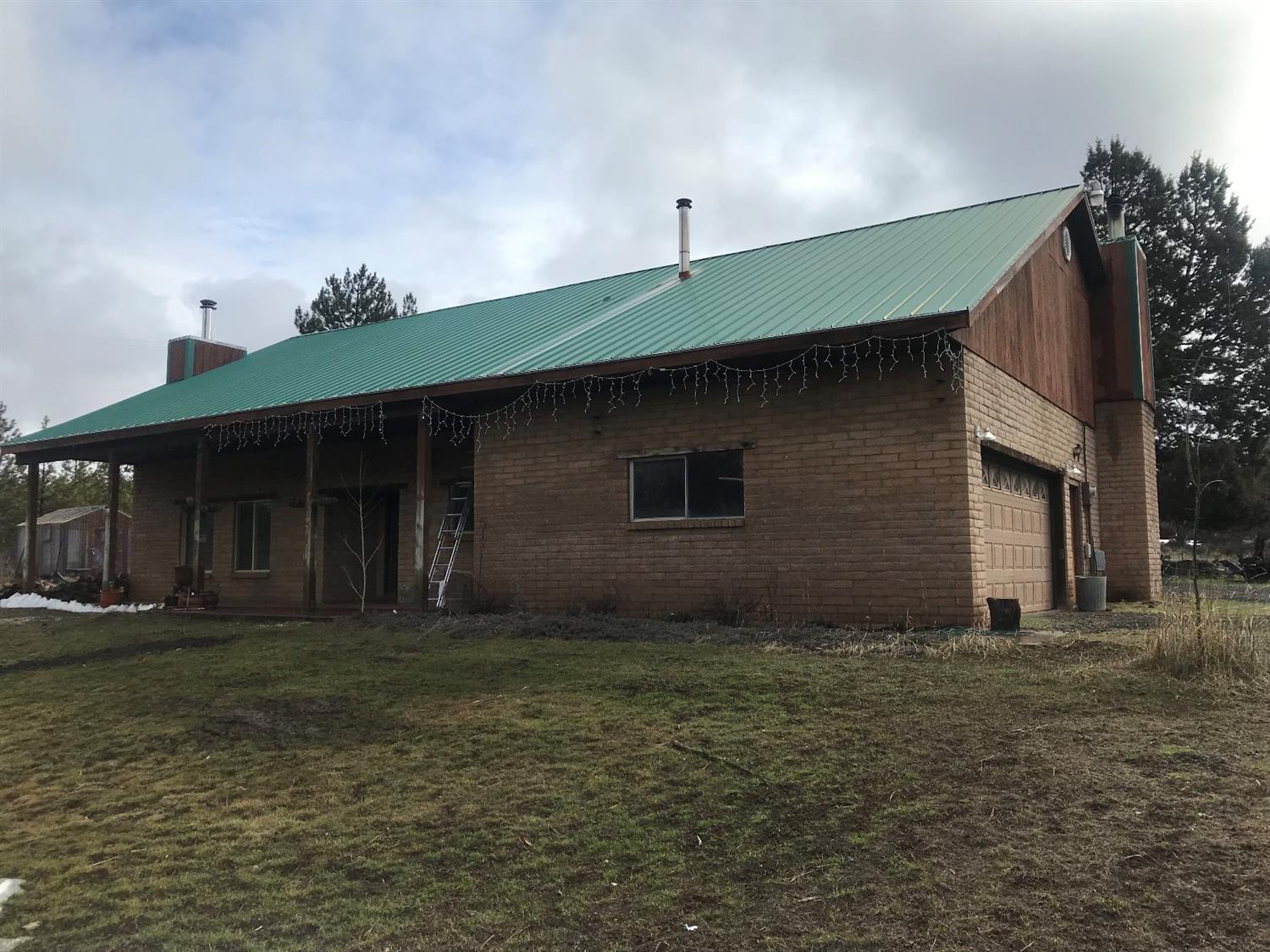 5165 Round Lake Road Klamath Falls, OR 97601 - Photo 2 of 27 Additional Photo