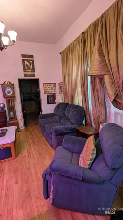 $160,000 | 411 South Pine Street, Troy, ID 83871