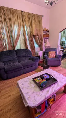 $160,000 | 411 South Pine Street, Troy, ID 83871