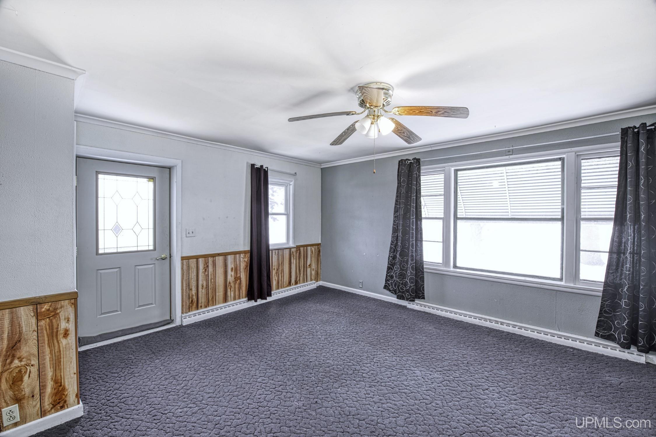 2011 River Drive Niagara, WI 54151 - Photo 2 of 28 Gallery Image 2