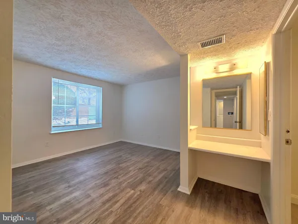 $1,800 | 8380 Brockham Drive, Unit A, Alexandria, VA 22309