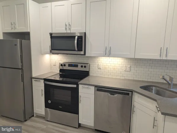 $1,700 | 1524 Ridge Avenue, Unit 2, Philadelphia, PA 19130