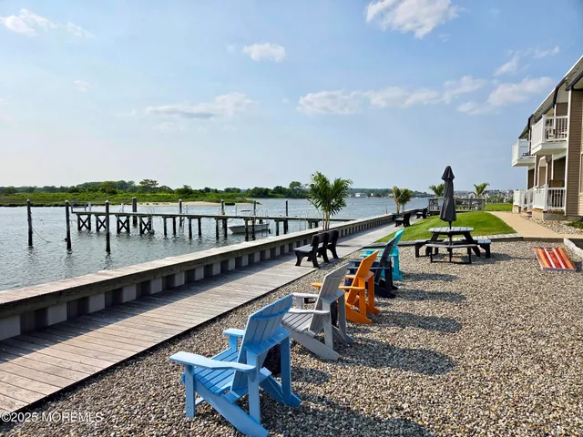 $2,200 | 1382 Ocean Avenue, Unit A9, Sea Bright, NJ 07760