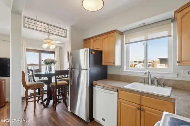 $2,200 | 1382 Ocean Avenue, Unit A9, Sea Bright, NJ 07760