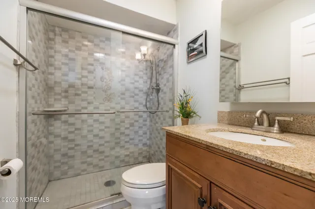 $2,200 | 1382 Ocean Avenue, Unit A9, Sea Bright, NJ 07760