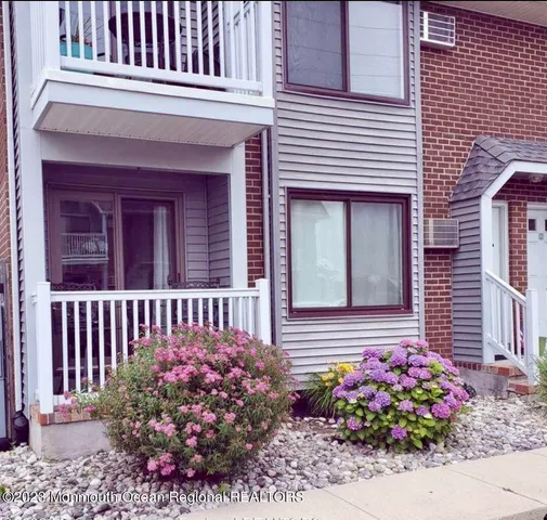 $2,200 | 1382 Ocean Avenue, Unit A9, Sea Bright, NJ 07760