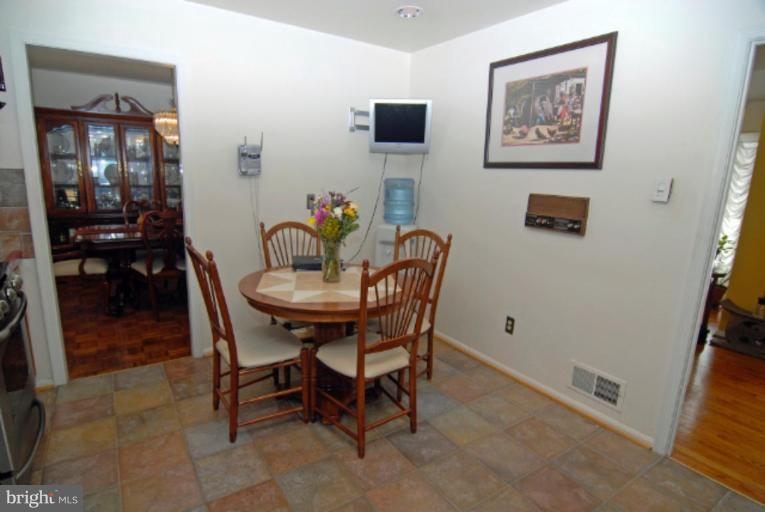 11912 Callow Terrace Laurel, MD 20708 - Photo 13 of 29 Breakfast Area