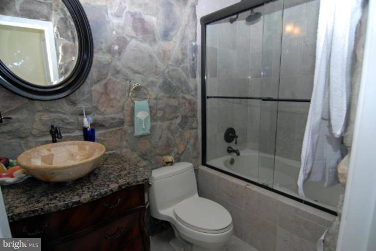 11912 Callow Terrace Laurel, MD 20708 - Photo 27 of 29 Bath #1