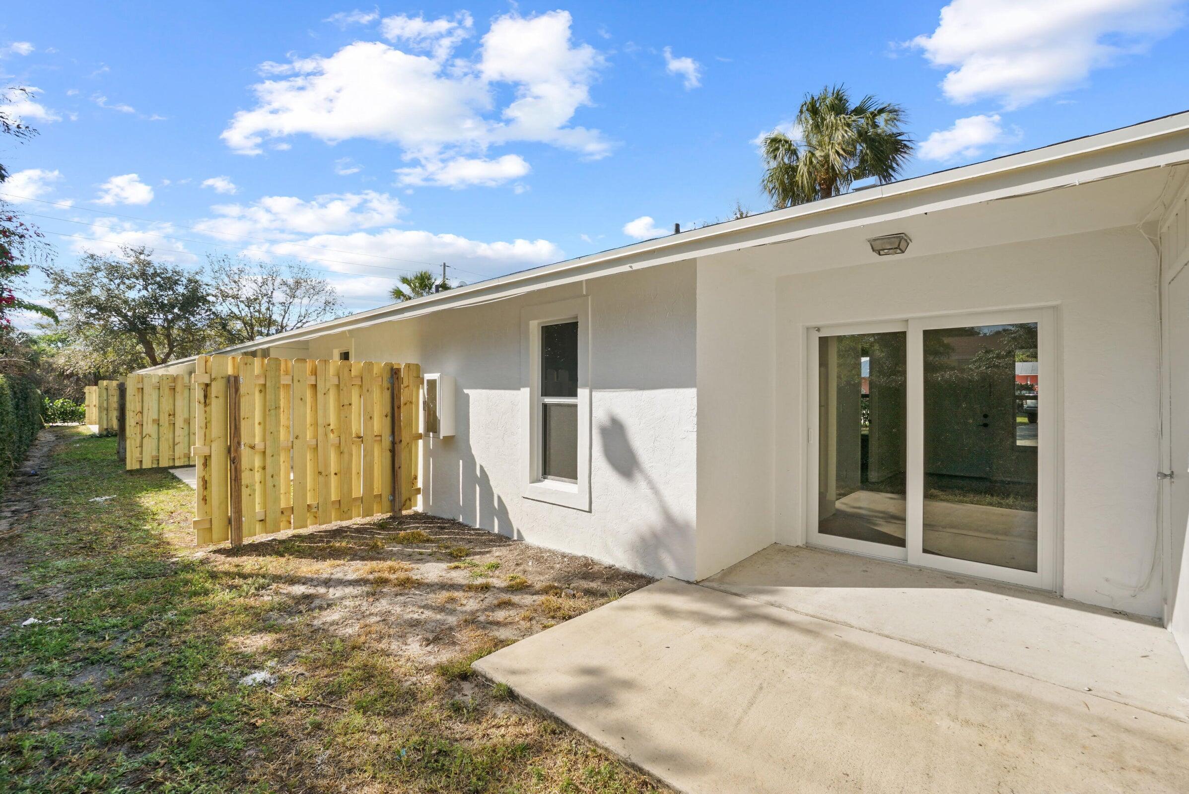 12056 Ellison Wilson Road North Palm Beach, FL 33408 - Photo 11 of 14 Patio