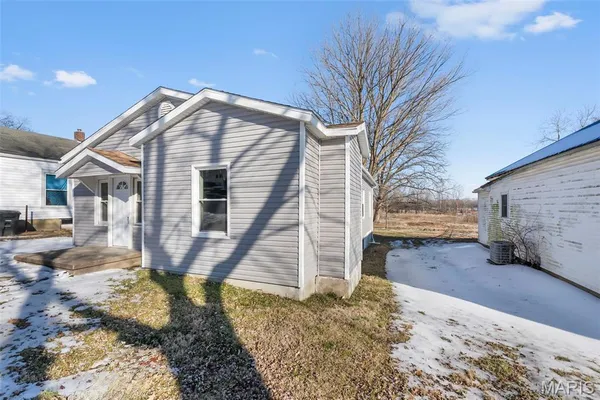 $144,000 | 1438 North Water Street, Cape Girardeau, MO 63701