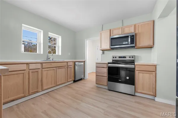 $144,000 | 1438 North Water Street, Cape Girardeau, MO 63701