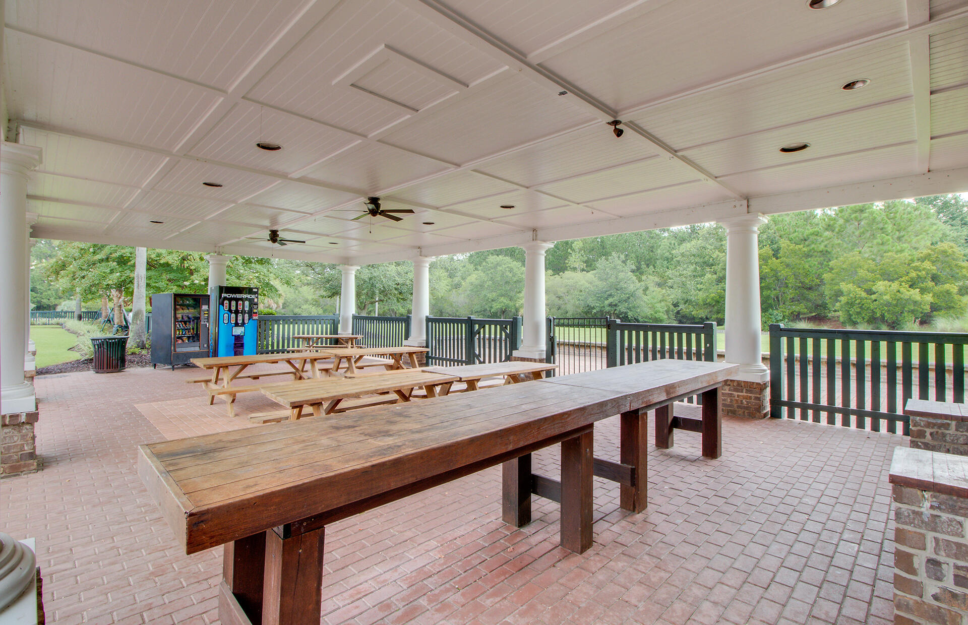 1634 Mermentau Street Mount Pleasant, SC 29466 - Photo 41 of 43 Picnic area