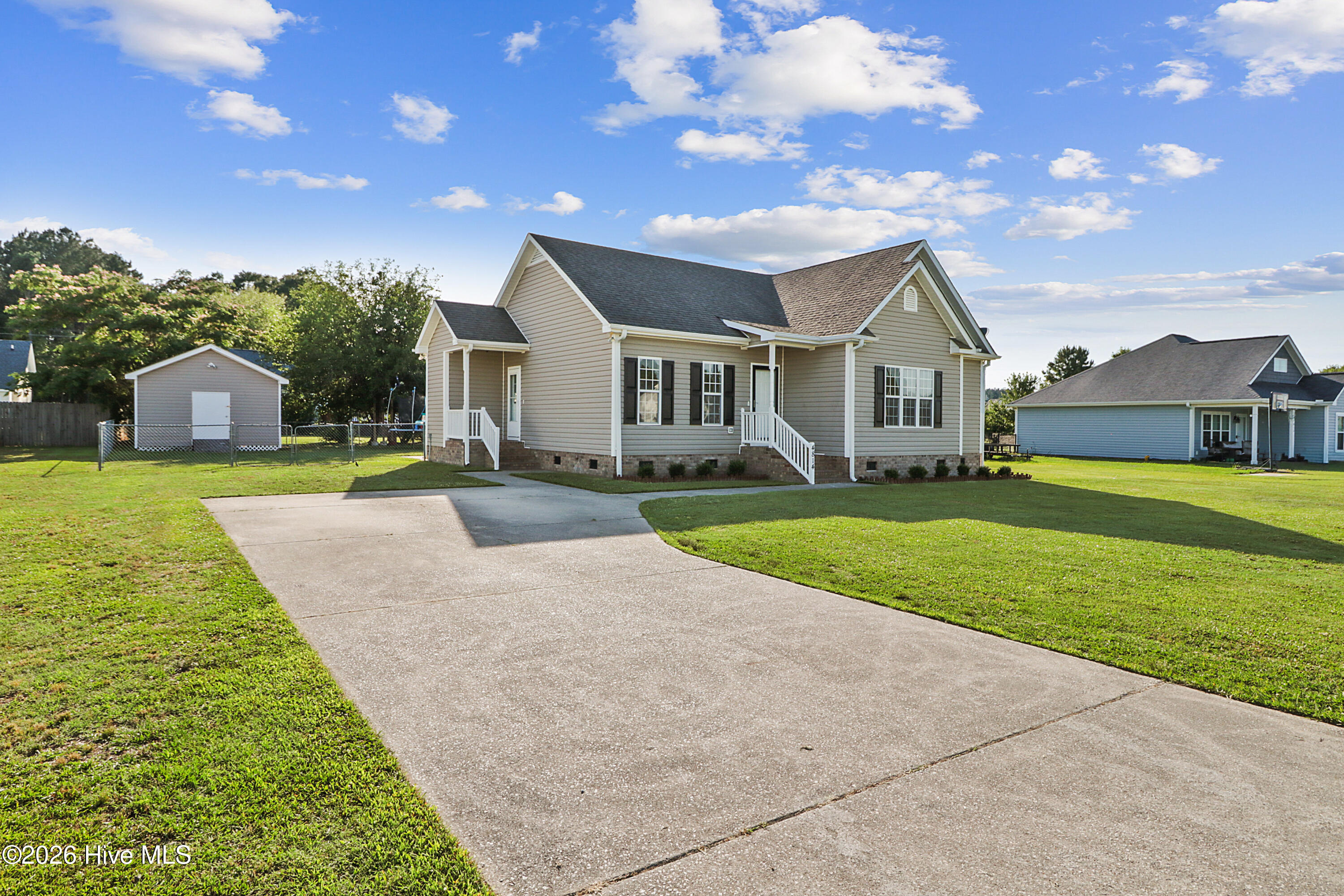 4814 Green Wing Road Wilson, NC 27893 - Photo 3 of 35