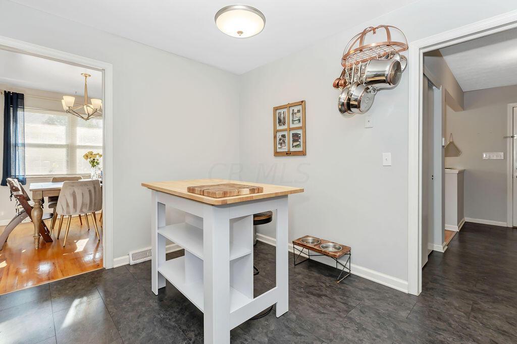 5009 Shadycrest Road Columbus, OH 43229 - Photo 20 of 38 Gallery Image 20