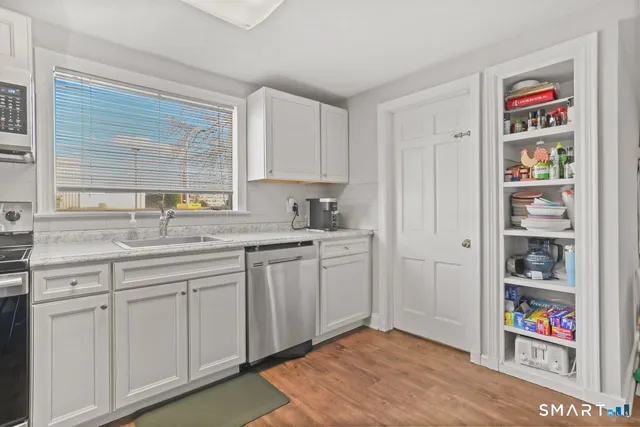 $2,900 | 234 Linwood Avenue, Fairfield, CT 06824