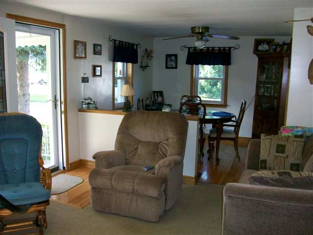 4888 State Road Fort Gratiot, MI 48059 - Photo 12 of 19 31018909-11.JPG