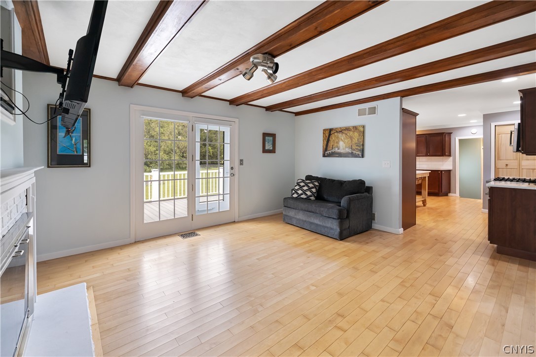 6926 Nelson Road Lincoln, NY 13032 - Photo 5 of 46 Family Room