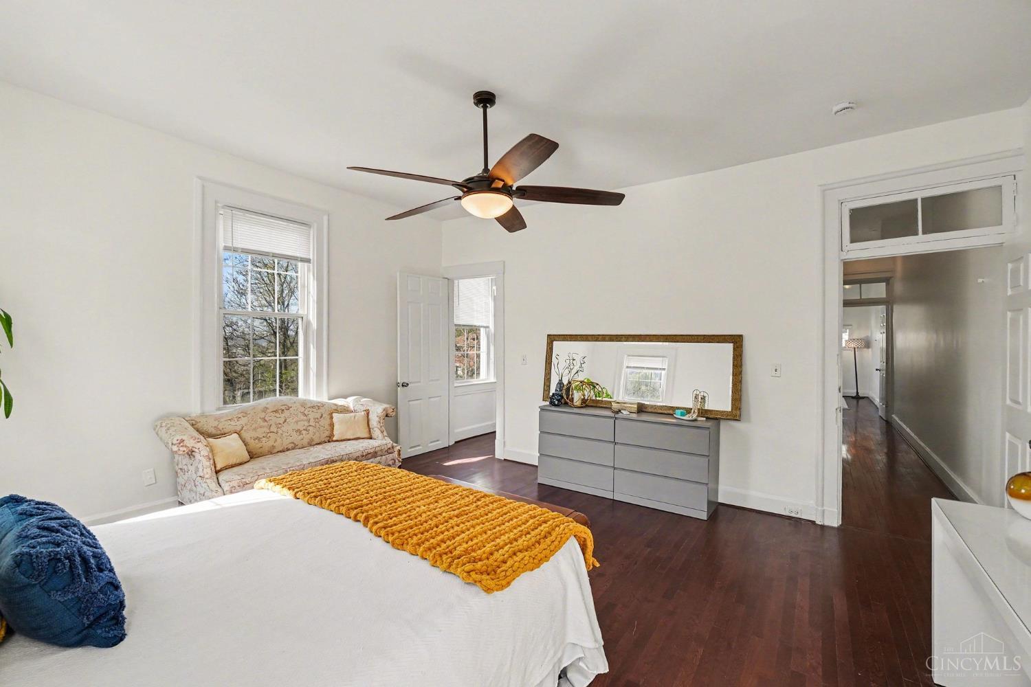 2279 Loth Street Cincinnati, OH 45219 - Photo 20 of 29