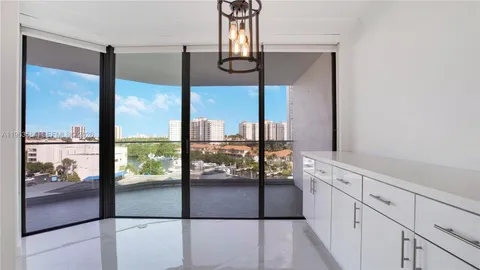 $400,000 | 19707 Turnberry Way, Unit 8B, Aventura, FL 33180