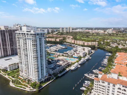 $400,000 | 19707 Turnberry Way, Unit 8B, Aventura, FL 33180