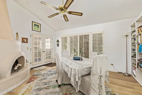 a view of livingroom with furniture
