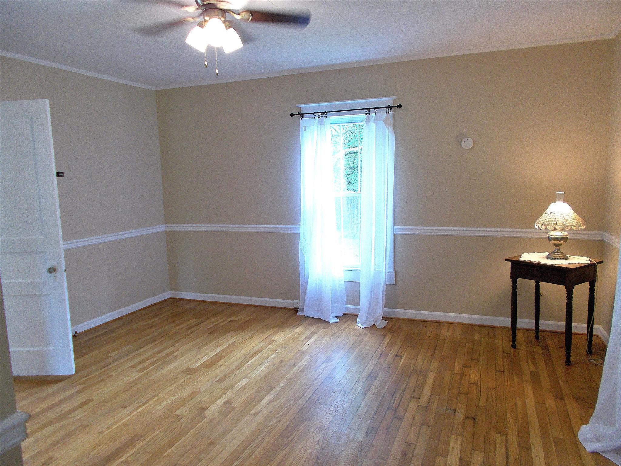 1098 Old Stage Road Dickson, TN 37055 - Photo 17 of 30 Gallery Image 17