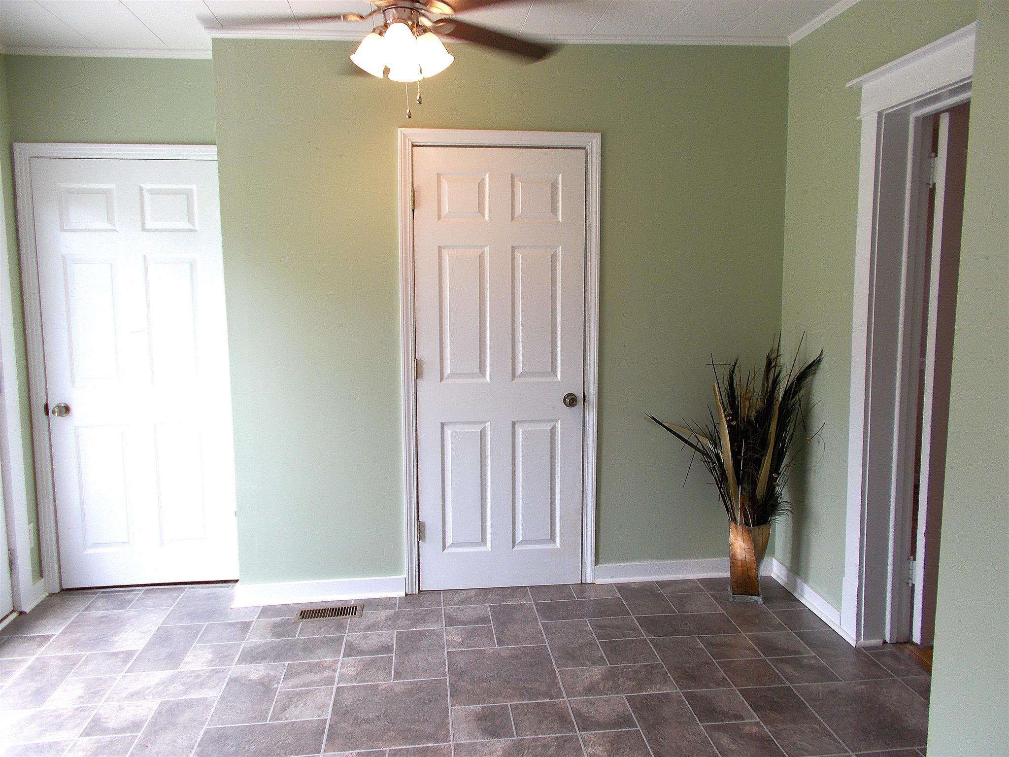 1098 Old Stage Road Dickson, TN 37055 - Photo 23 of 30 Gallery Image 23