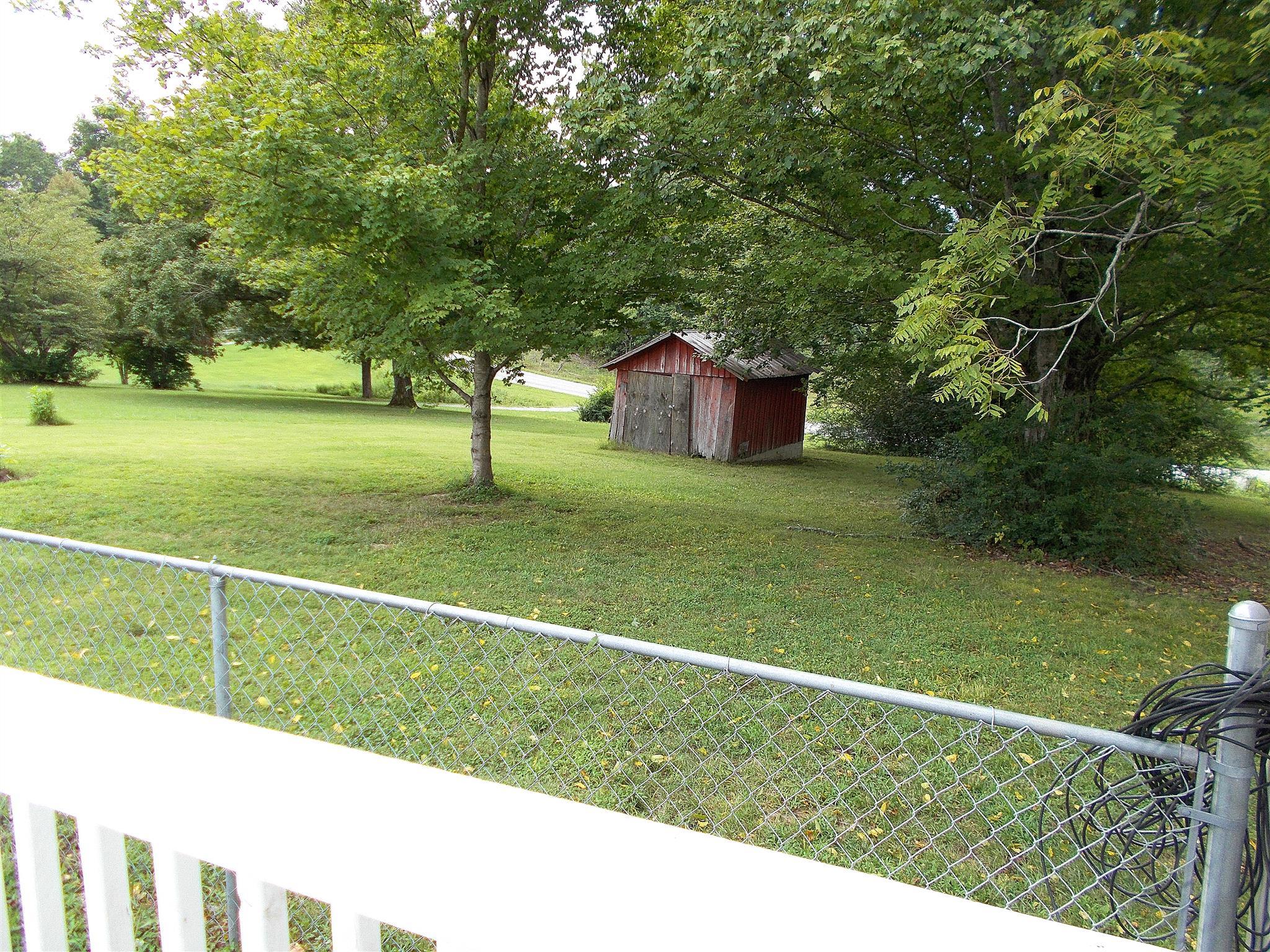 1098 Old Stage Road Dickson, TN 37055 - Photo 10 of 30 Gallery Image 10