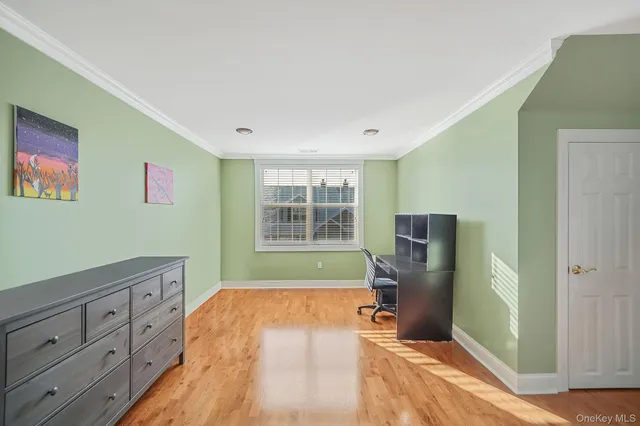 $555,000 | 116 Maya Circle, Central Islip, NY 11722