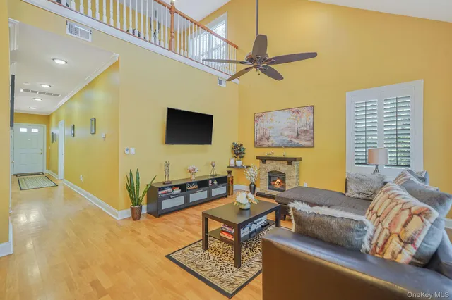 $555,000 | 116 Maya Circle, Central Islip, NY 11722