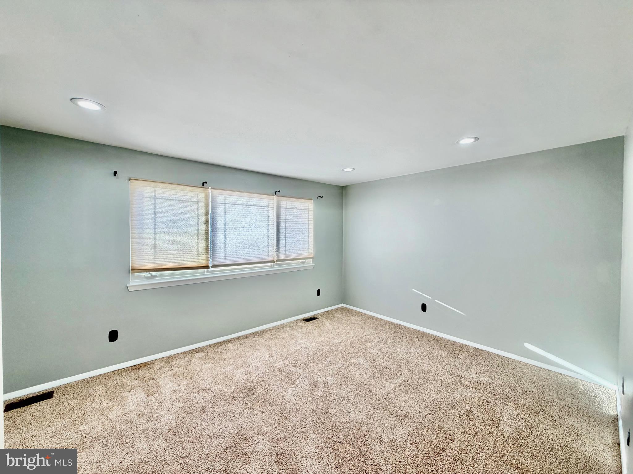 1 Broadleaf Court Baltimore, MD 21234 - Photo 11 of 35 a view of an empty room with a window
