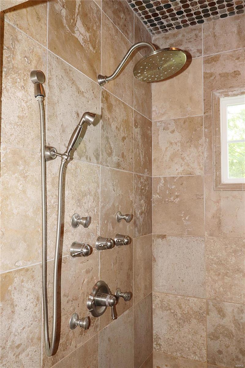 9554 Litzsinger Road Ladue, MO 63124 - Photo 22 of 40 Gallery Image 22